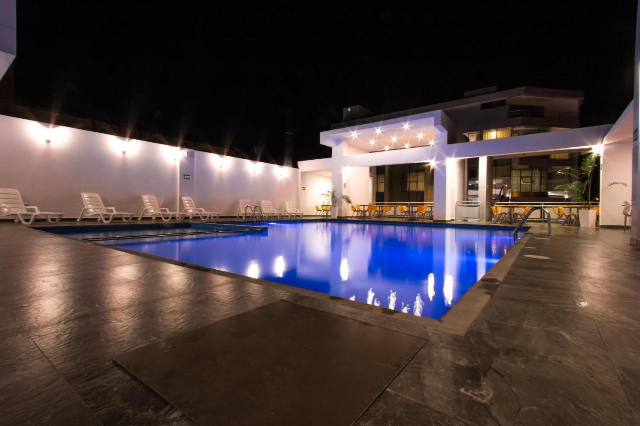 Cumbaza Hotel & Convenciones Tarapoto Buitenkant foto