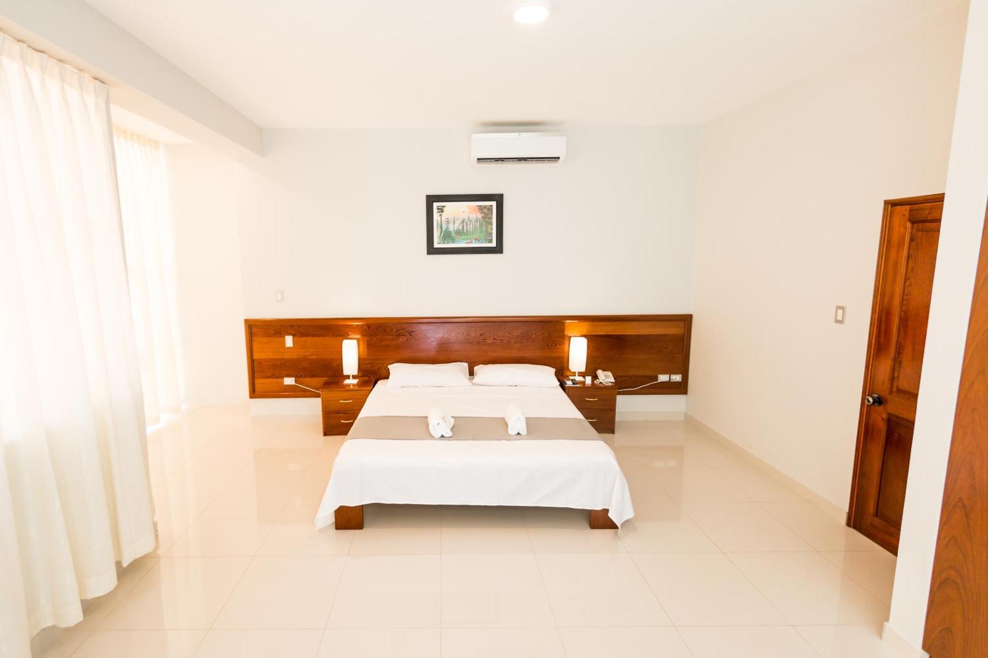 Cumbaza Hotel & Convenciones Tarapoto Buitenkant foto