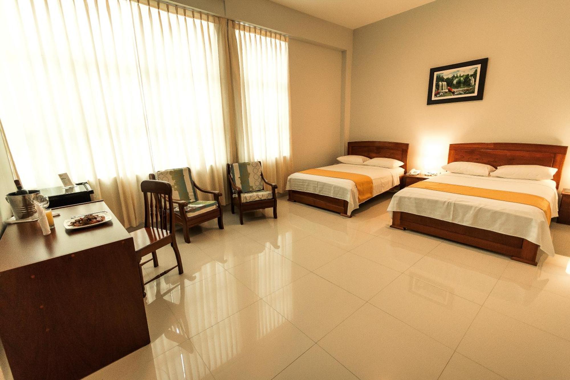 Cumbaza Hotel & Convenciones Tarapoto Buitenkant foto